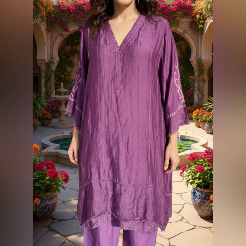 ZURI by ZAINAB PURPLE 2-PIECE DUSTER AND PANTS SUZE MEDIUM